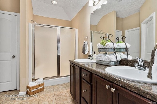 Building Photo - 1641 Buena Vista Blvd