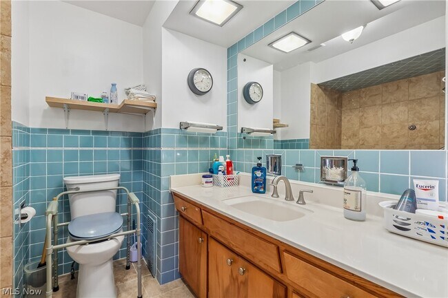 Building Photo - 836 Jacoby Rd