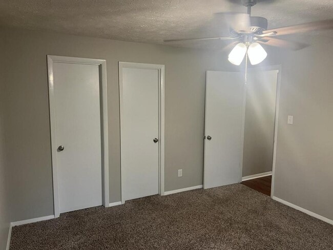 Building Photo - 1904 Tryon Dr