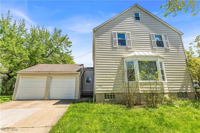 Building Photo - 3557 Silsby Rd