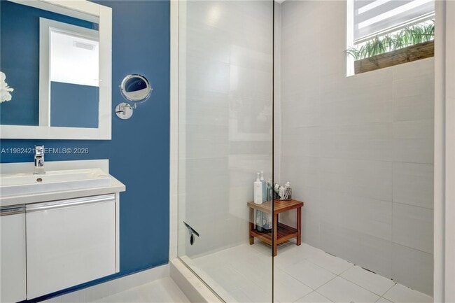 Building Photo - 6630 NW 104th Path