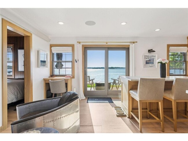 Building Photo - 5669 Hugo Rd