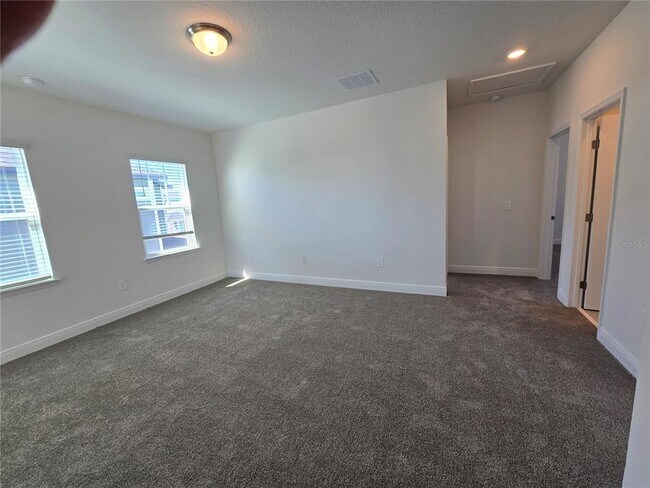 Building Photo - 2284 Hen Rd