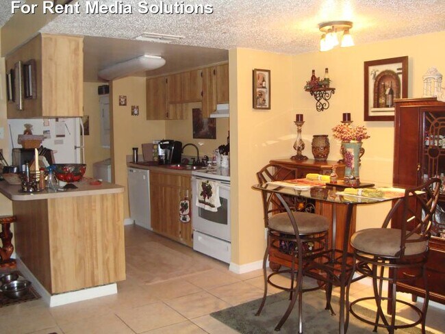 Primary Photo - 277 Hermitage Hill Way