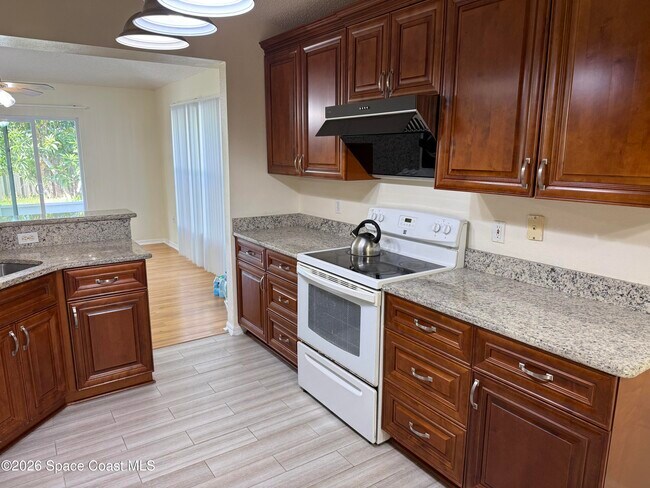 Building Photo - 1178 White Oak Cir