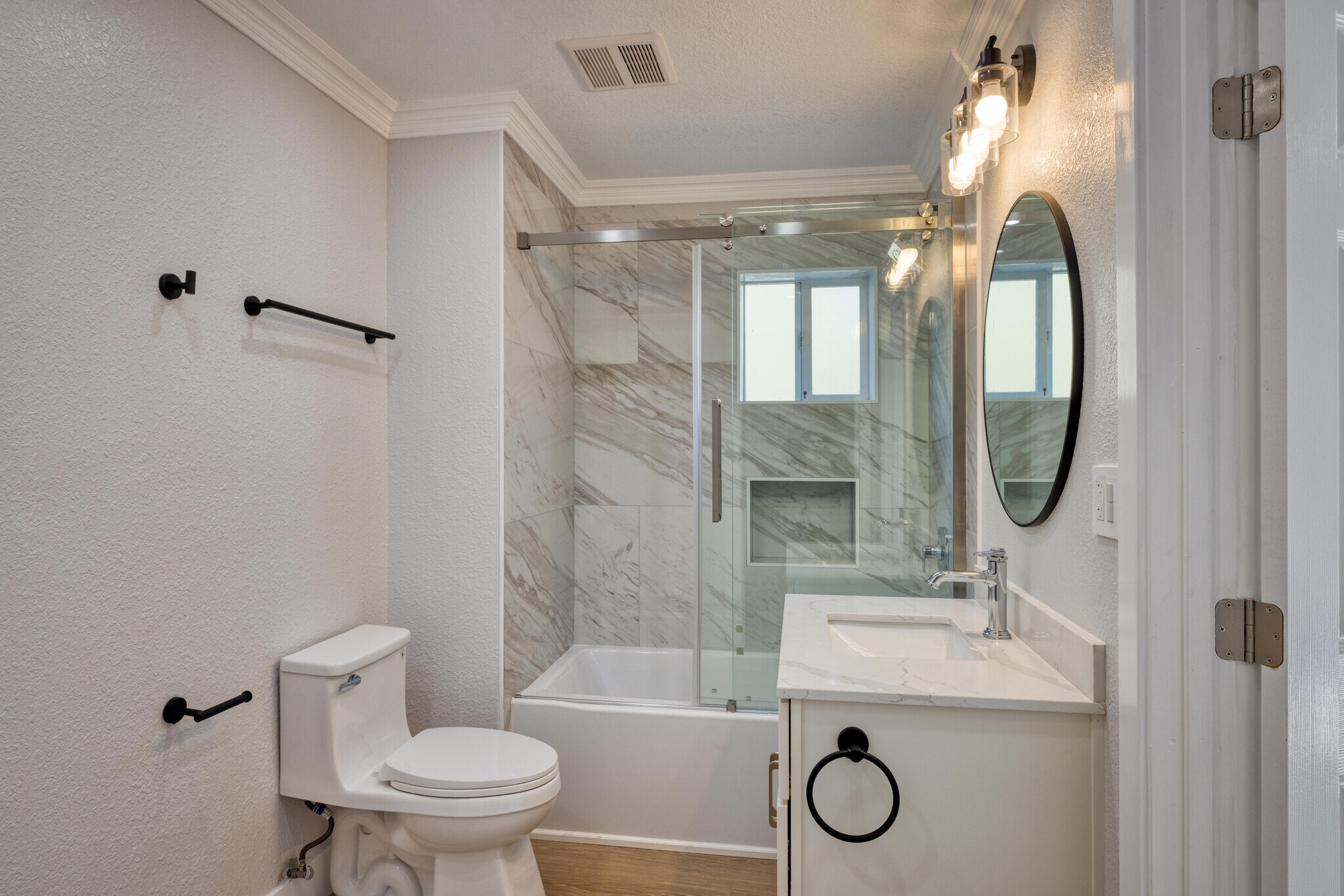 Building Photo - 2915 Filbert St