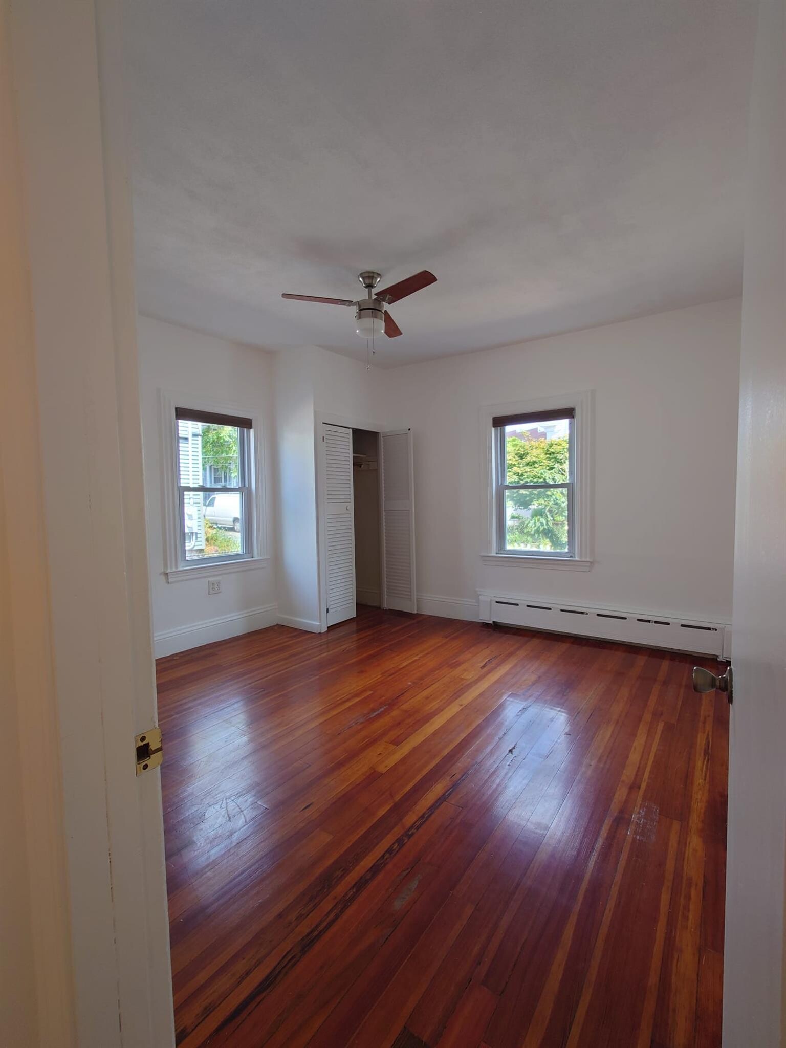 Building Photo - 11 Hinckley St