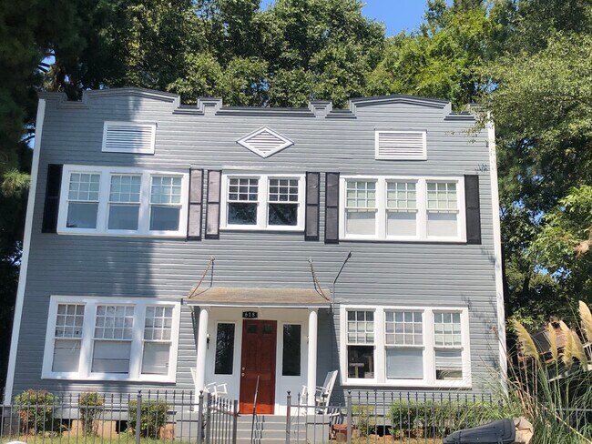 Primary Photo - 618 Wilkinson St