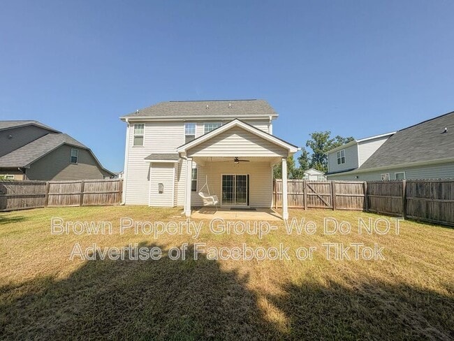 Building Photo - 829 Bellingham Way