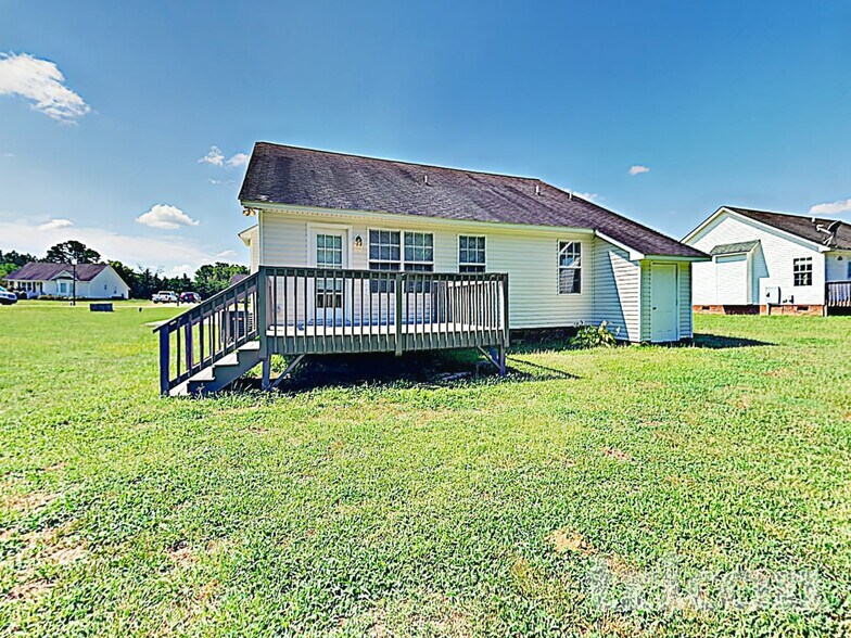 Building Photo - 35 Winesap Ln