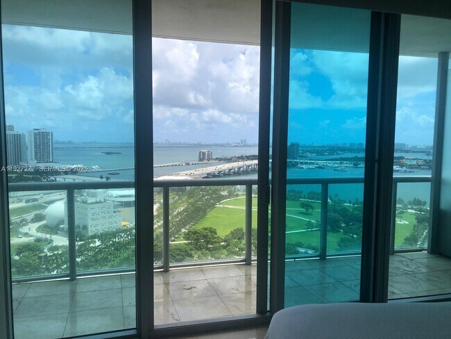 Building Photo - 888 Biscayne Blvd