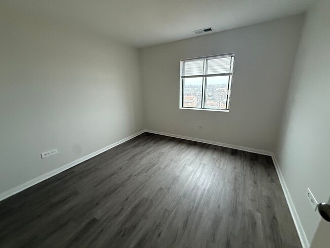 Building Photo - 2310 N Harlem Ave