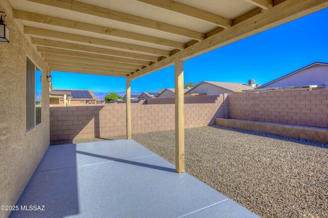 Building Photo - 8804 E Stone Meadow Cir