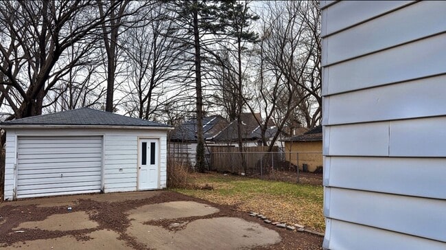 Building Photo - Charming Newly Renovated 3-Bedroom Rental with Garage & Basement