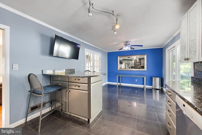 Building Photo - 114 MD-131