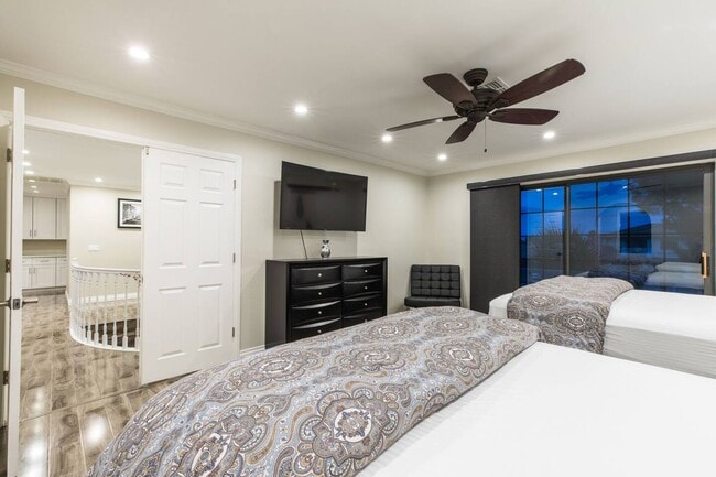 Building Photo - 9020 Moss Creek Cir