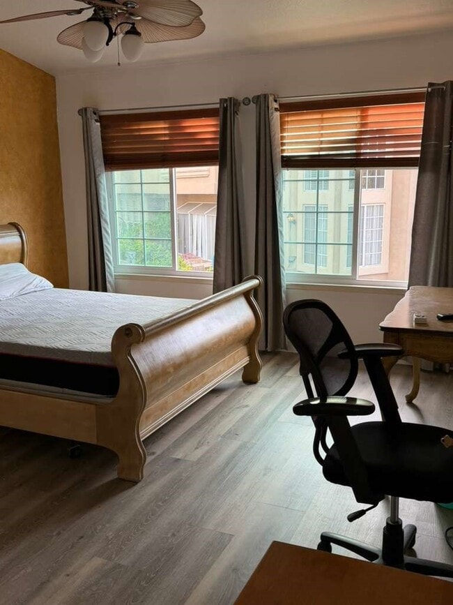 Building Photo - 192 Pasto Rico