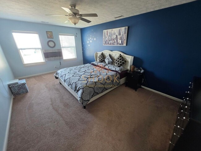 Building Photo - MOVE IN SPECIAL OF THE YEAR! Sign a lease ...