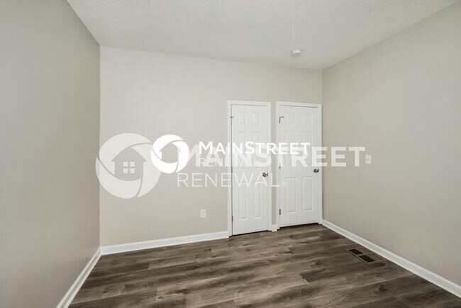 Building Photo - 3 Bedroom Pet-Friendly Home in Louisville,...