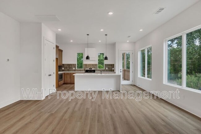 Building Photo - 3816 Tigerbelle Dr