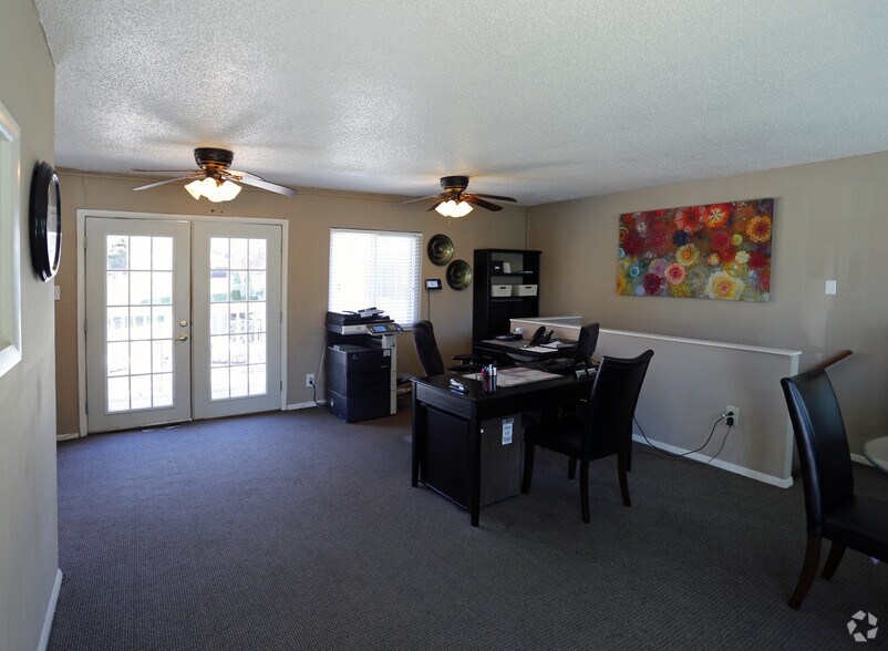 Black Forest Apartments 2807 Innsbruck Dr St. Louis MO 63129