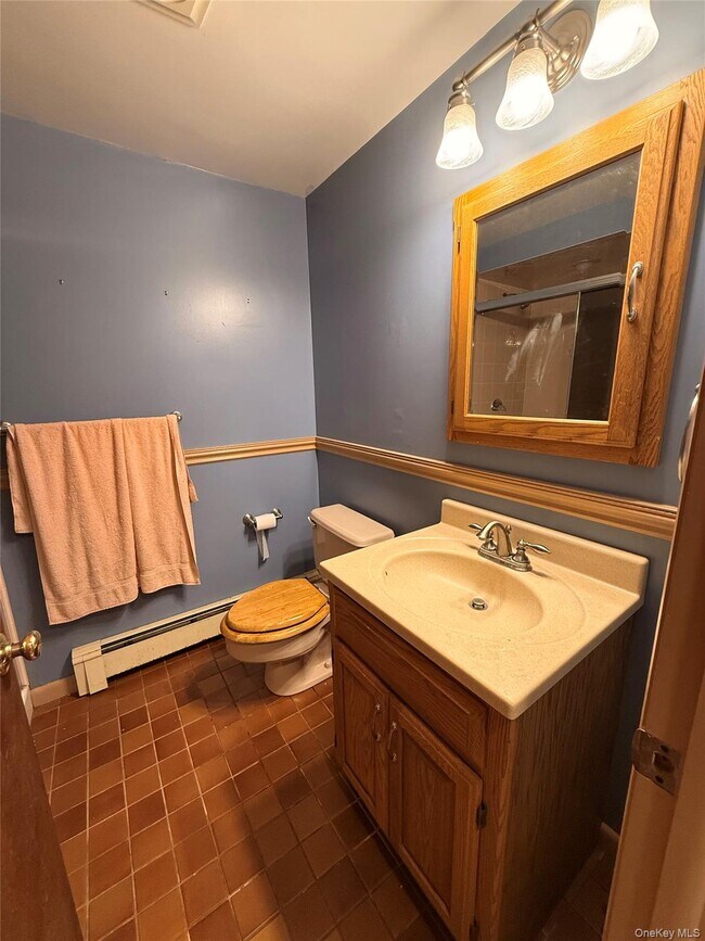 Building Photo - 15 Kentwood Dr
