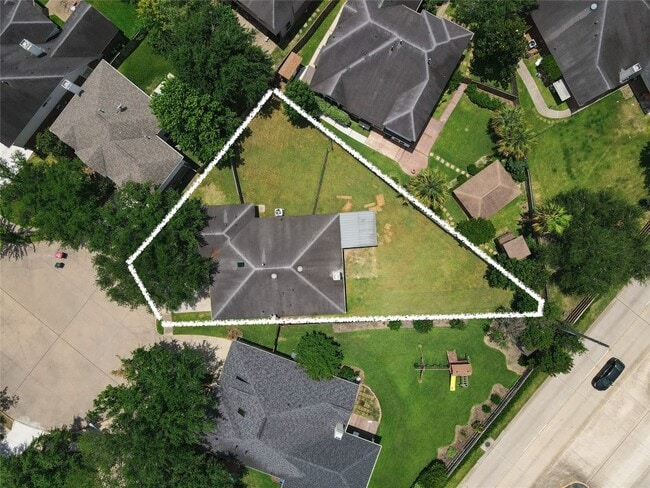 Building Photo - 4931 Lake Catherine Ct