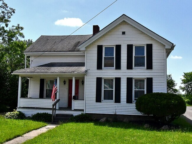 Building Photo - 163 N Mecca St