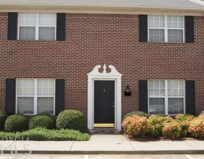 Primary Photo - 2828 Florence Dr