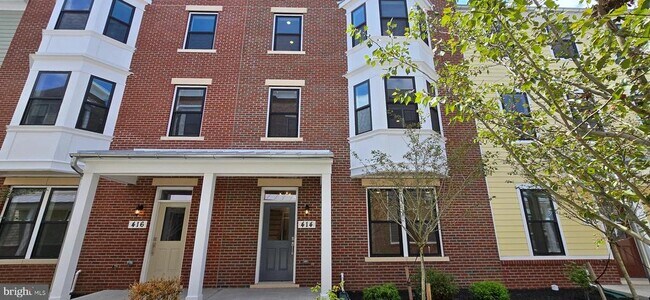 Building Photo - 416 Chapel Alley