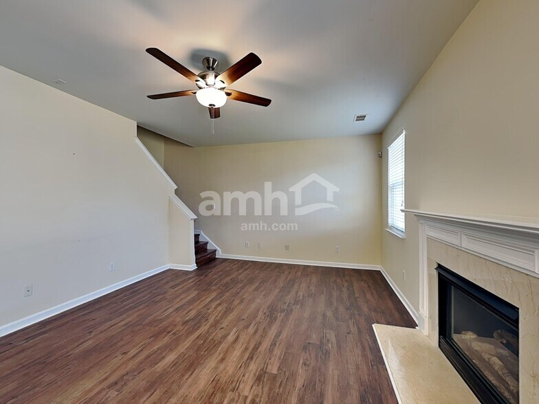 Building Photo - 13626 Armour Ridge Dr