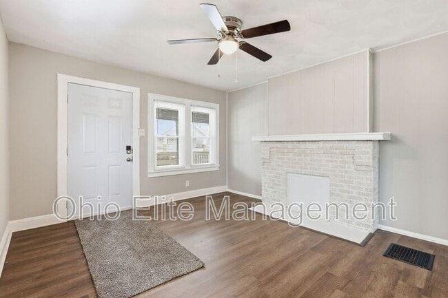 Building Photo - 783-785 S 18th St