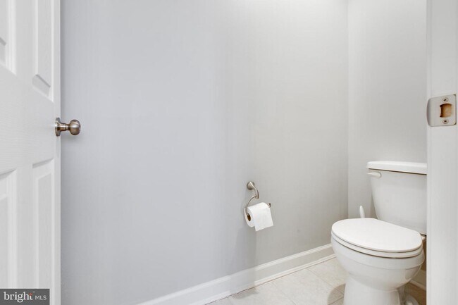 Building Photo - 2021 Crescent Moon Ct