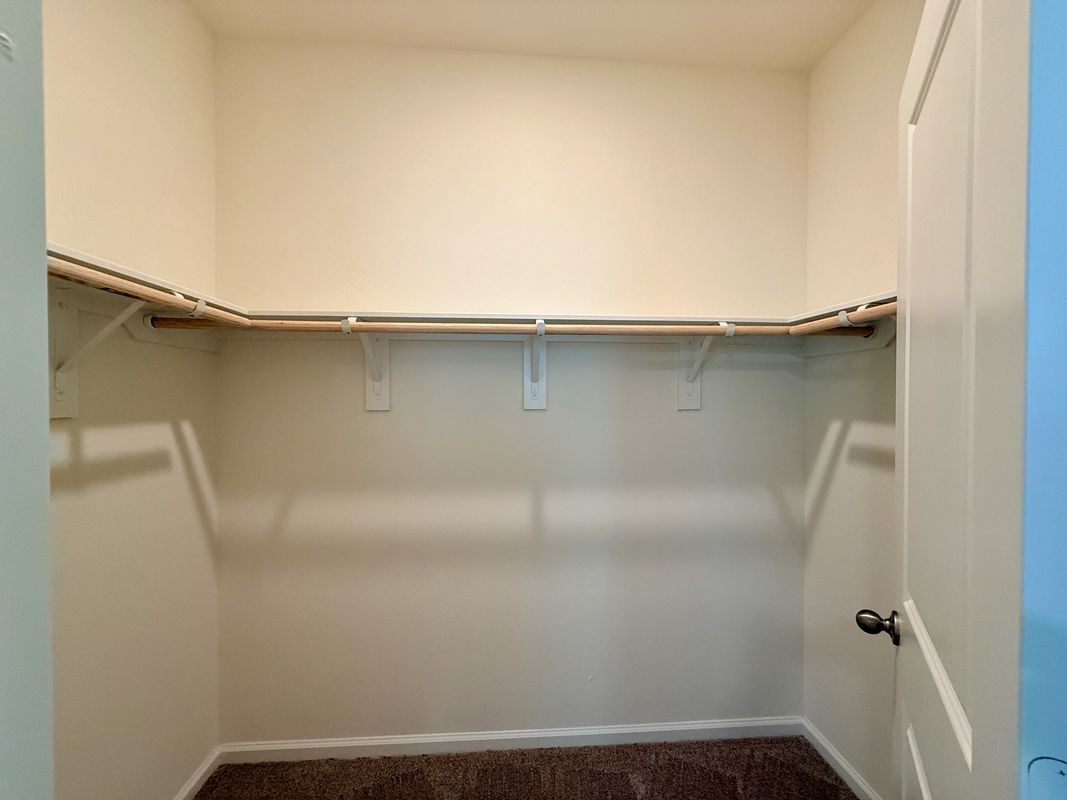 Building Photo - 31238 Williams Lndg St