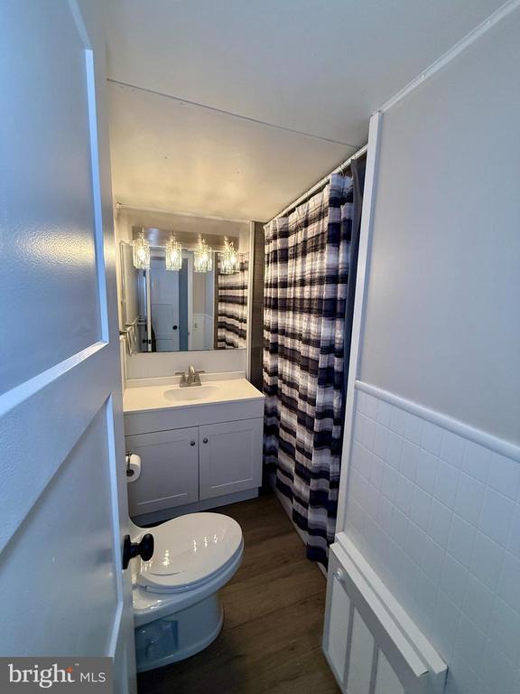 Building Photo - 603 Sherwood Pl