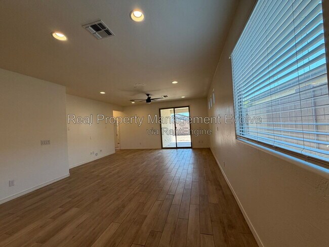 Building Photo - 5731 W Encinas Ln