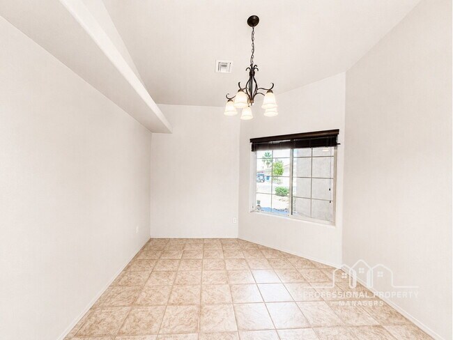 Building Photo - "Spacious 4-Bedroom, 2-Bathroom SOLAR Home in Mesa del Sol!"