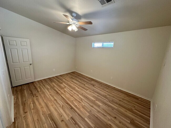 Building Photo - 3203 Conestoga Dr