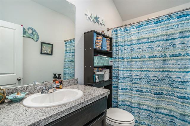 Building Photo - 9233 Herringbone Dr