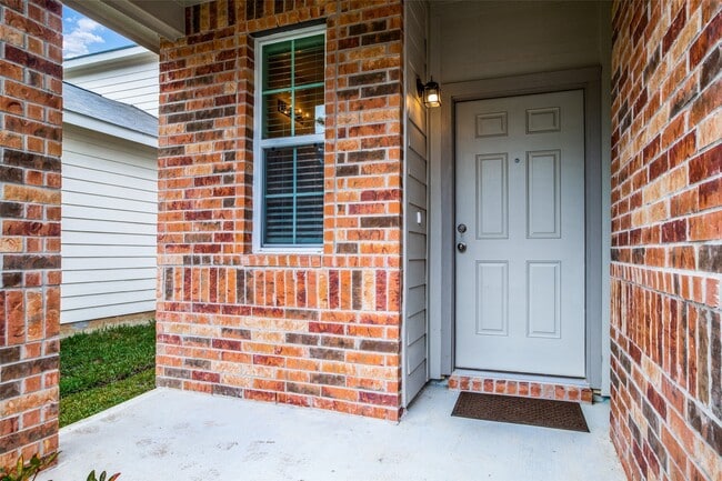 Building Photo - 3649 Cub Dr