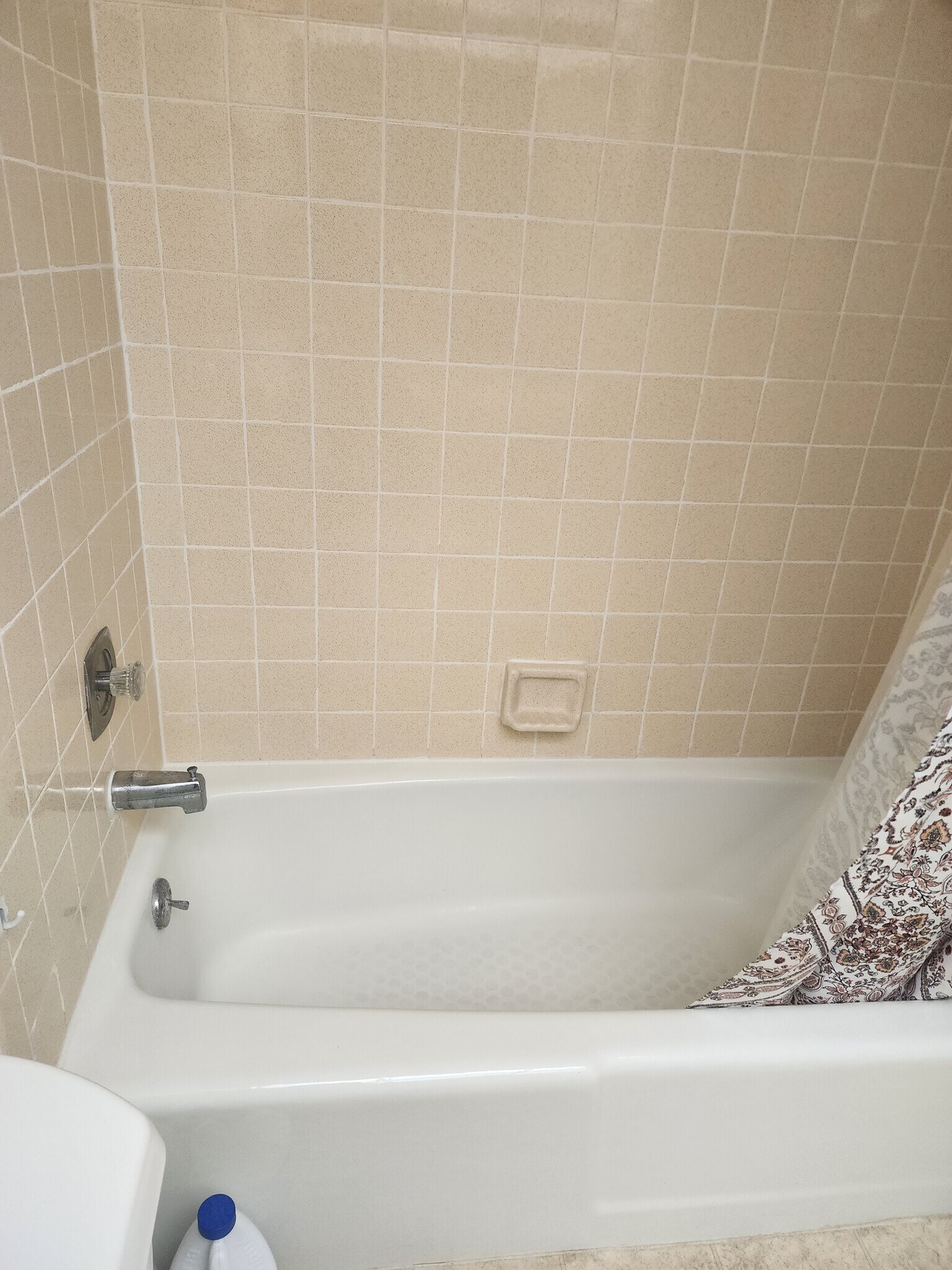 Building Photo - 2495 Twin Dr