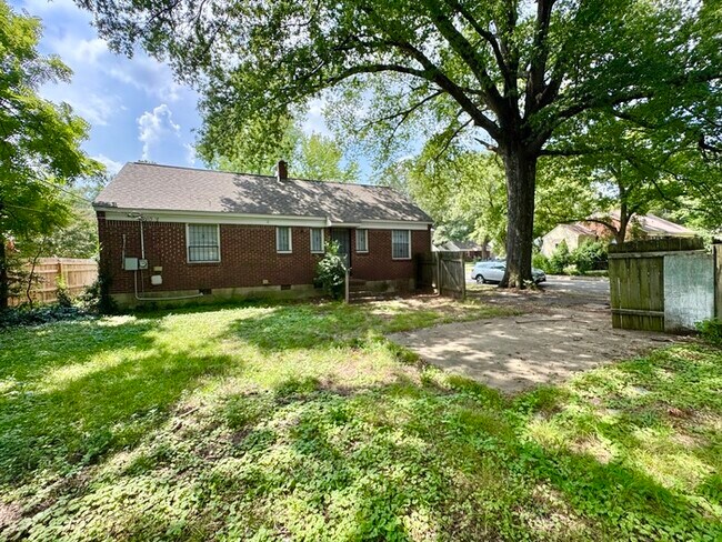 Building Photo - 1068 Railton Rd