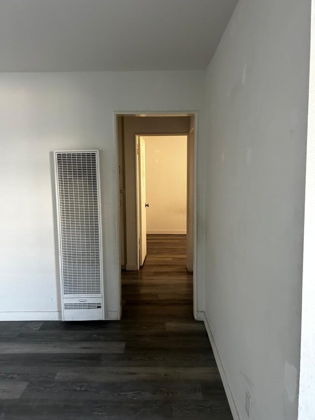 Building Photo - Ridgewood Apartments