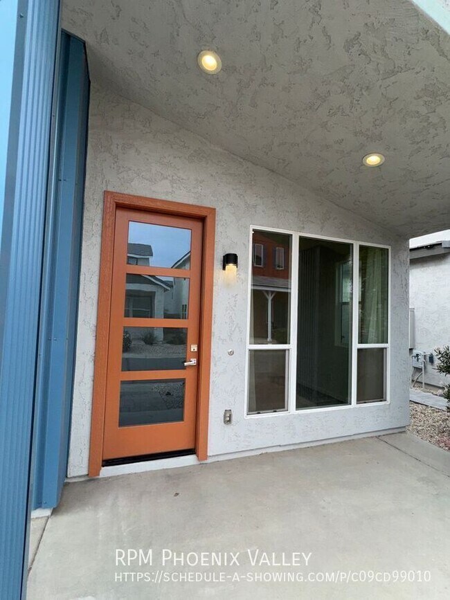 Building Photo - 383 N 157th Ln