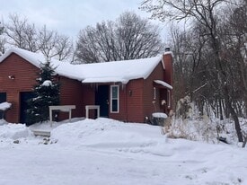 Building Photo - 2828 S 9th St