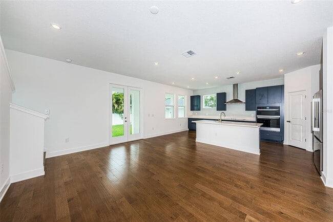 Building Photo - 1701 25th Ave N