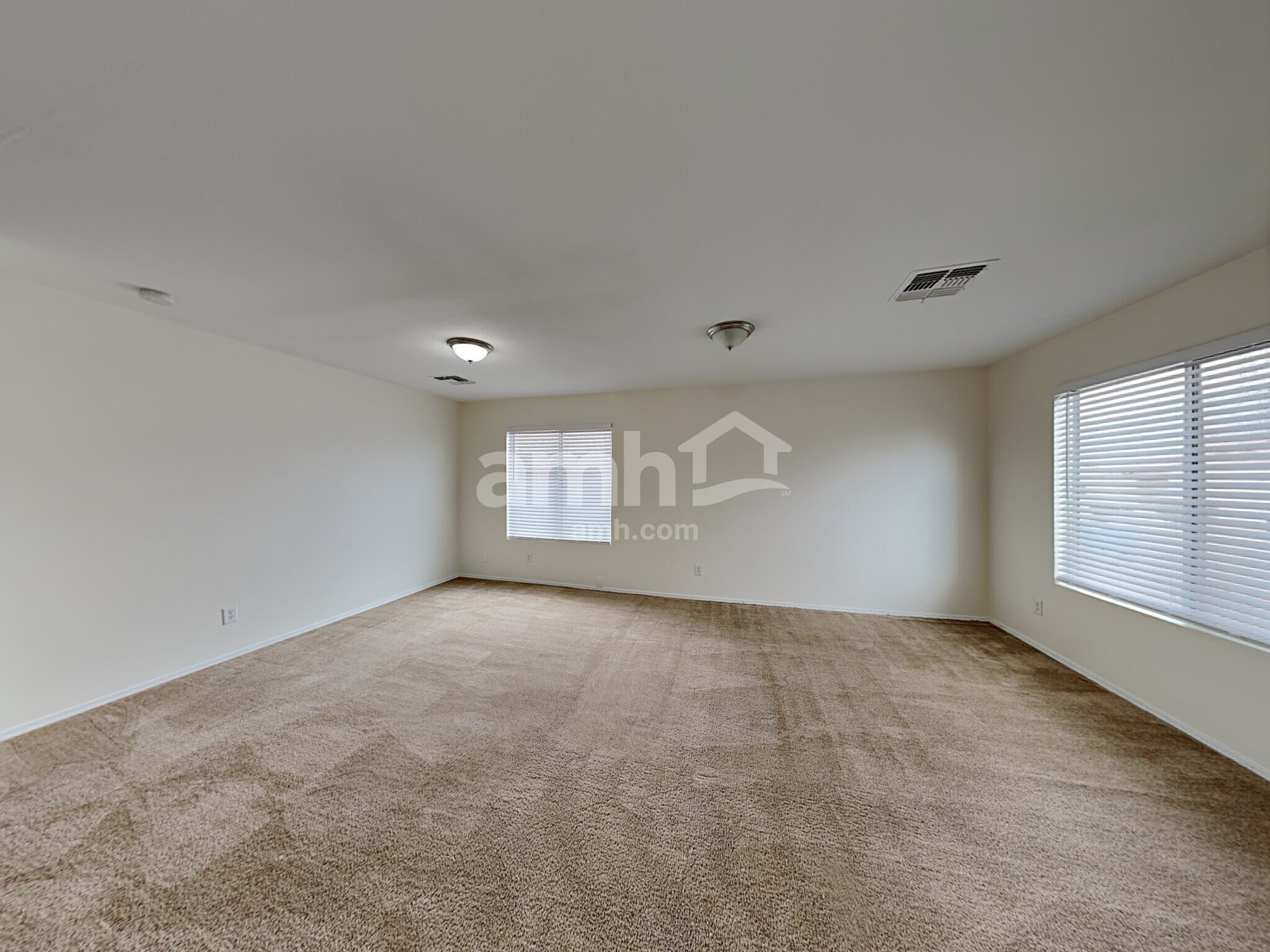 Building Photo - 3631 E Foxtrotter Rd