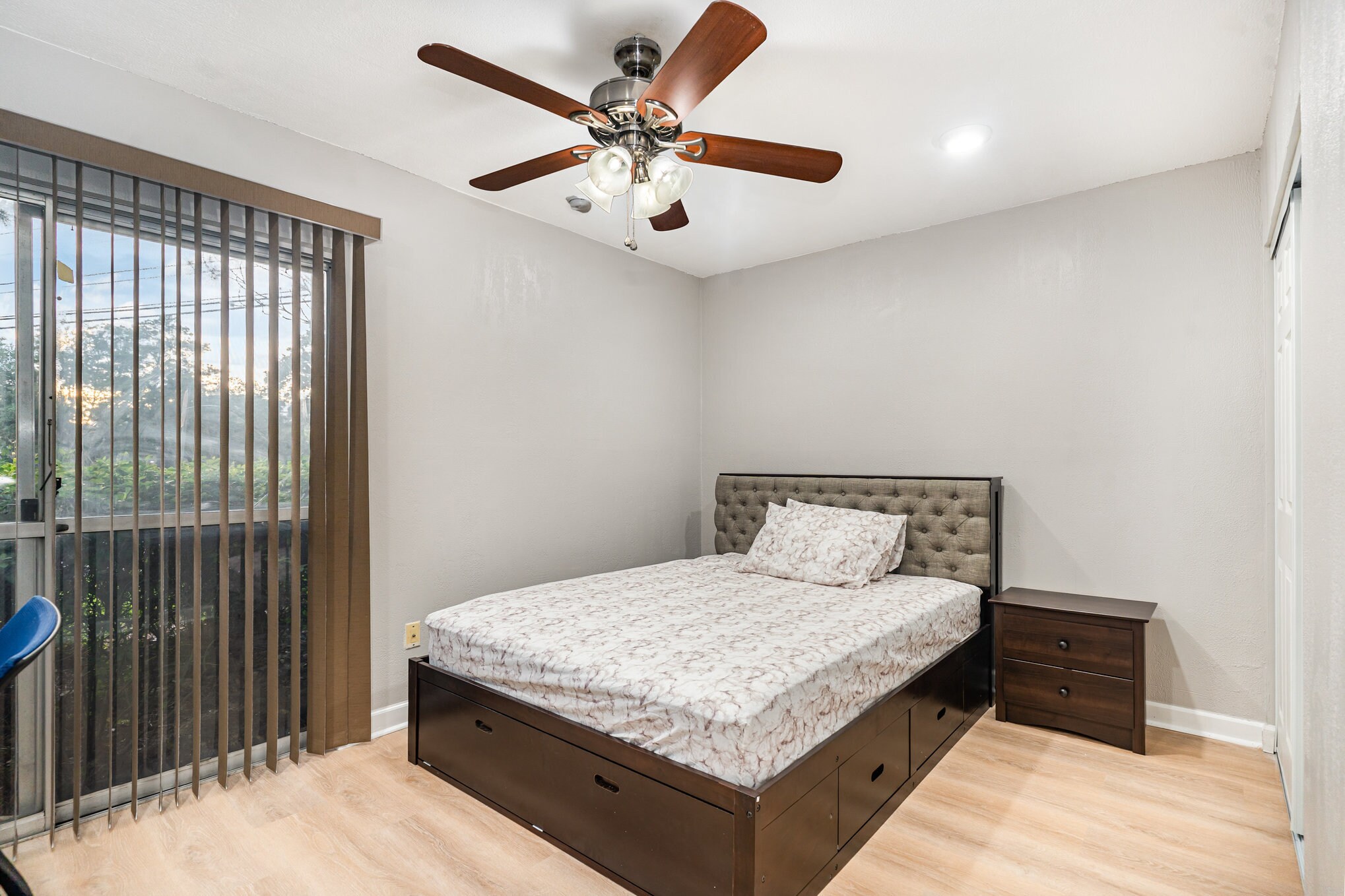 Room 2 - 1700 SW 16th Ct