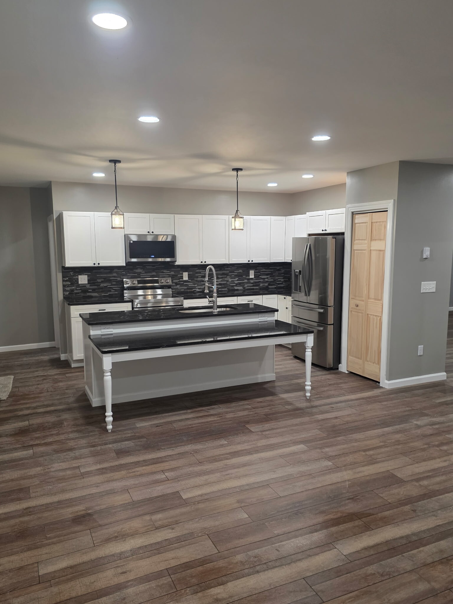 Kitchen/Dining - 356 Main St