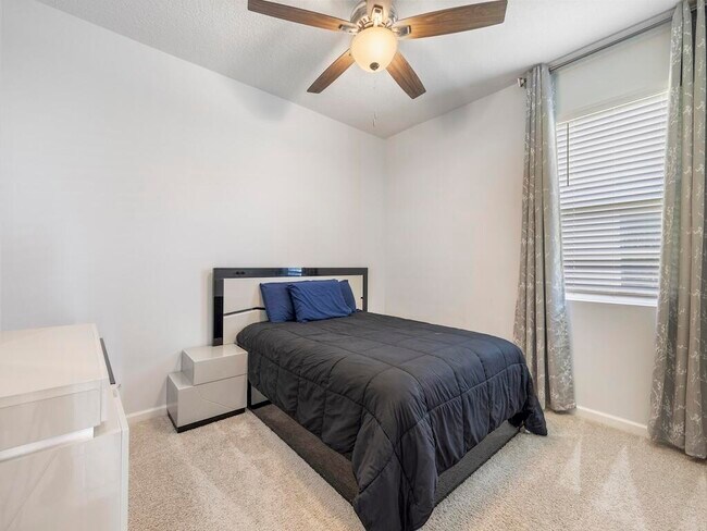 Building Photo - 12341 Arabella Dr